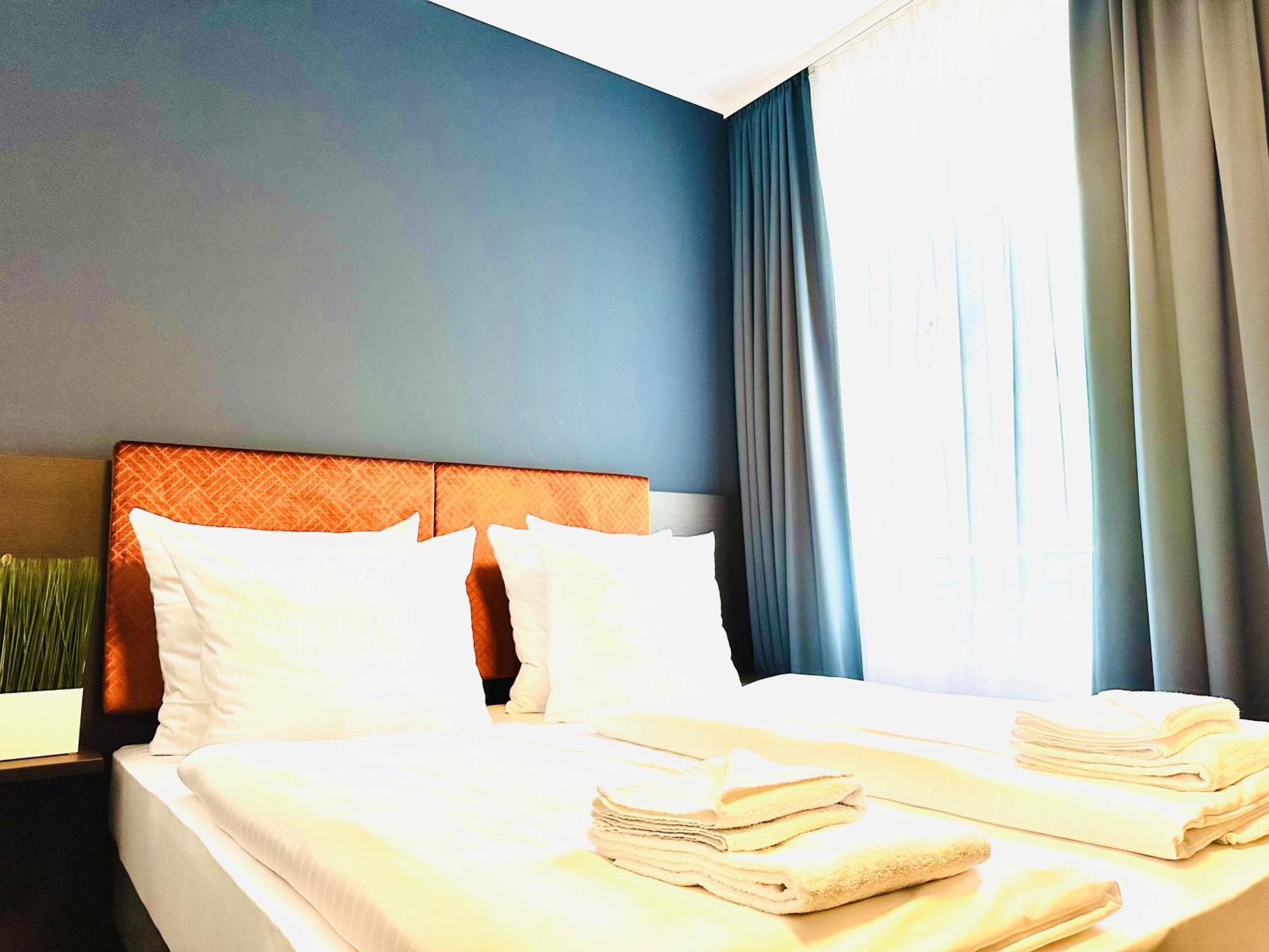 Arthotel Ambassador Wiesbaden - Free Parking ภายนอก รูปภาพ