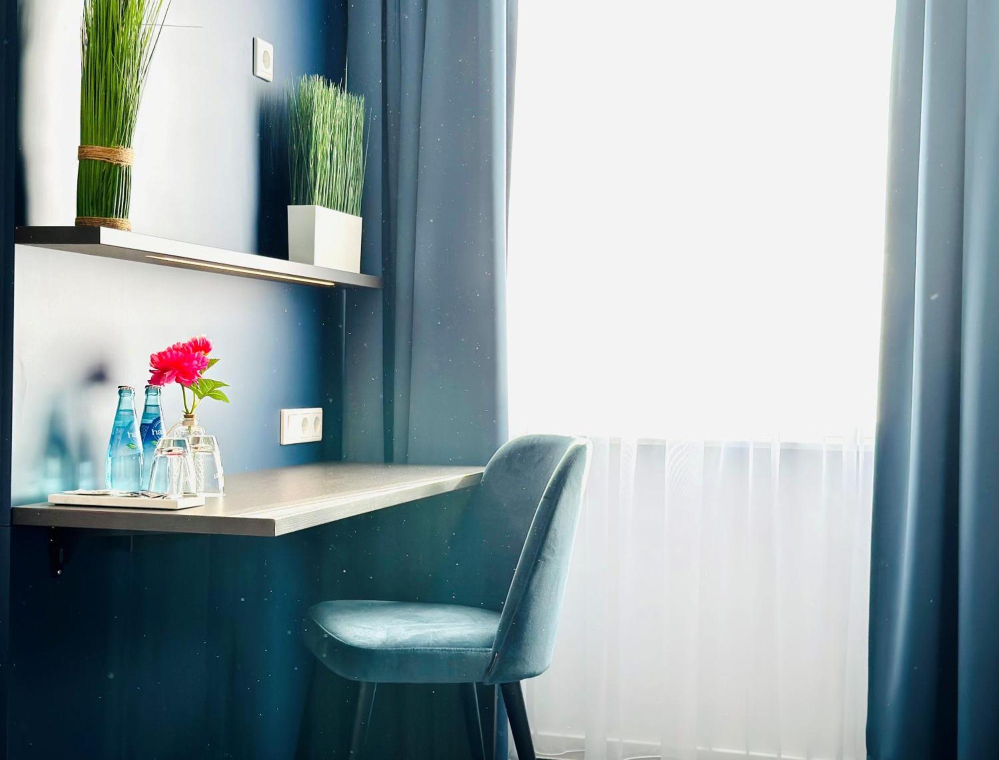Arthotel Ambassador Wiesbaden - Free Parking ภายนอก รูปภาพ
