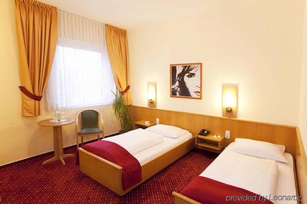 Arthotel Ambassador Wiesbaden - Free Parking ห้อง รูปภาพ